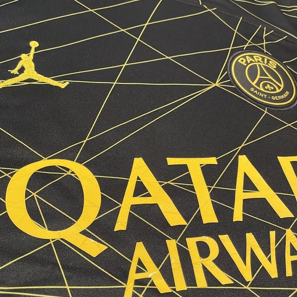 Nike Paris Saint-Germain Fourth Jersey 22/23 men size L NWT - Picture 3 of 6